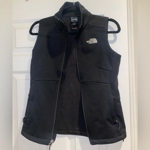 North face vest Black